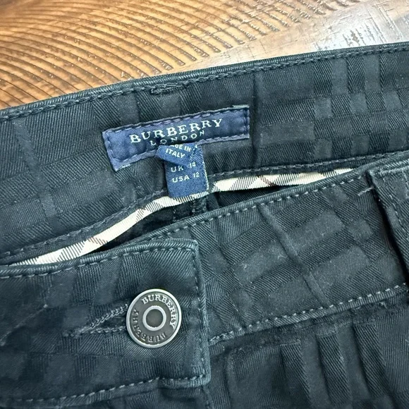 BURBERRY Nova Check Pants - Picture 9 of 13
